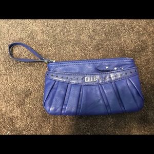 Elle wristlet indigo